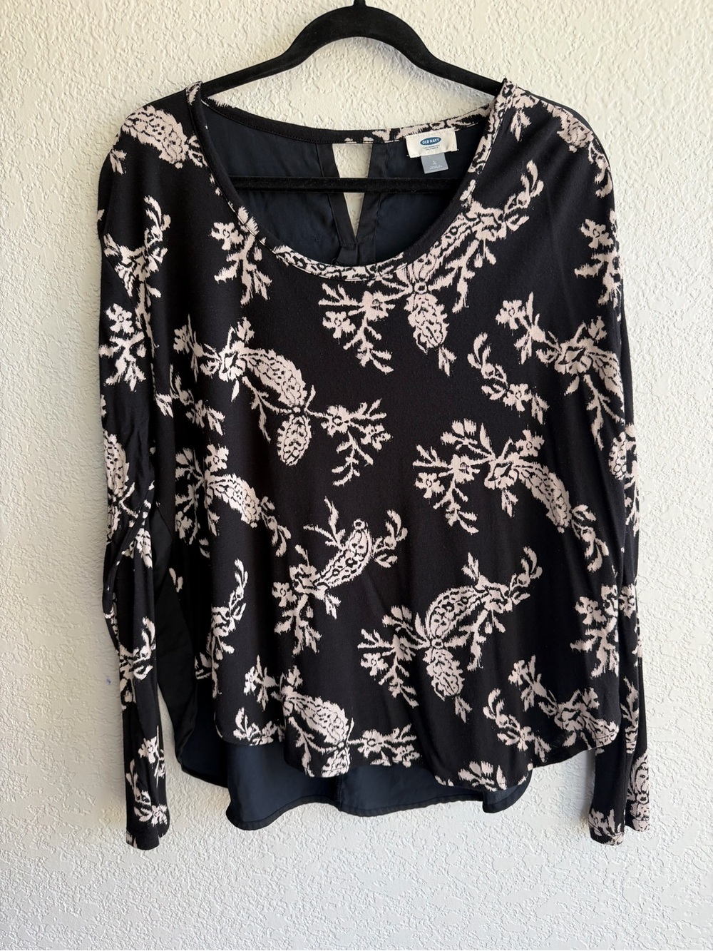 Old Navy Black Long-Sleeve Top with Cream Floral Print